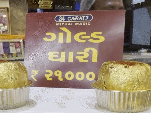 સુરતની ગોલ્ડ ઘારીના ભાવમાં 5,000નો વધારો, છતાં ચંદી પડવા માટે એડવાન્સ બુકિંગ