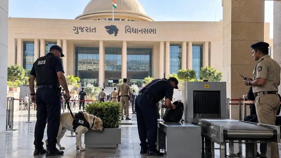 ગાંધીનગર વિધાનસભા અને કોર્ટને બોમ્બની ધમકી, અમદાવાદની શાળાઓ પણ નિશાન પર