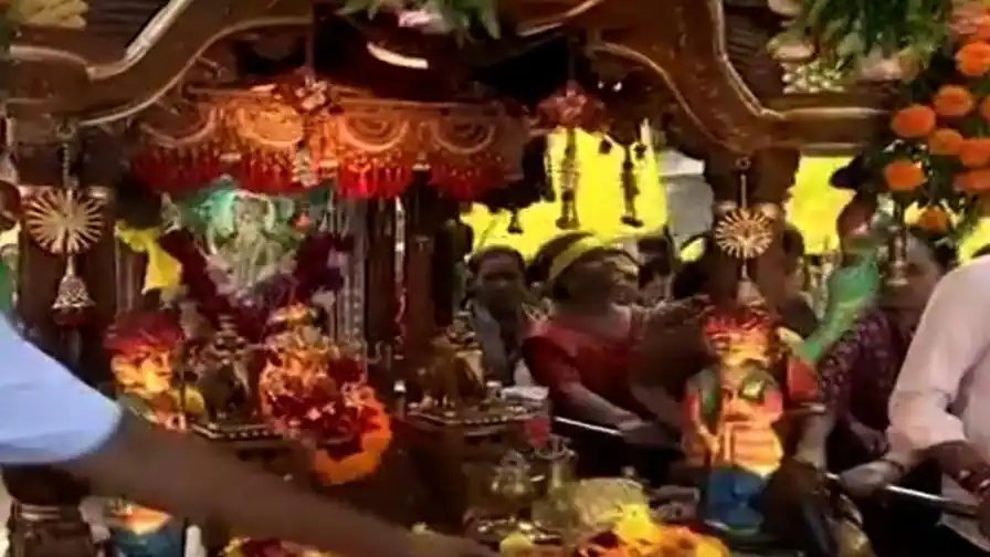 અમદાવાદના વ્યાસવાડીથી અંબાજી પદયાત્રા સંઘ રવાના, 33 વર્ષથી ચાલતી પરંપરા