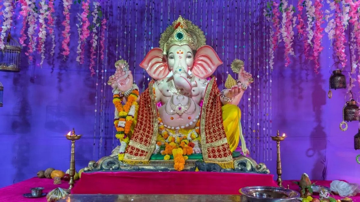 ગણેશ ઉત્સવના ઉપવાસમાં આ 5 વસ્તુઓ ભૂલથી પણ ન ખાશો, જાણો શાસ્ત્રોના નિયમો